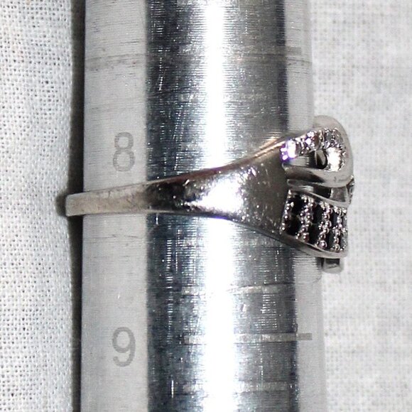 Sterling Silver Black & White Cubic Zirconia Ring - Picture 7 of 7